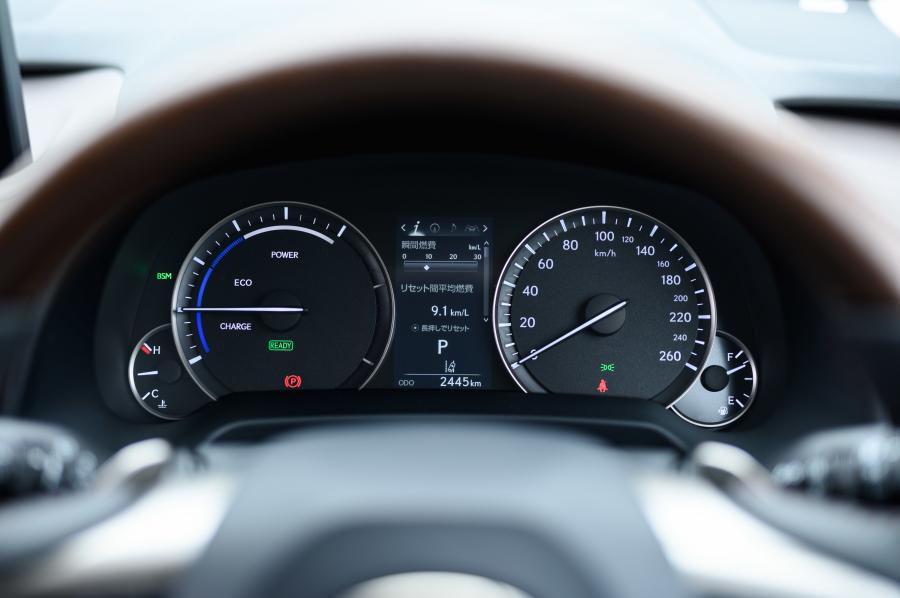 Панель приборов Lexus RX450hL 2019 года  (JP) (фото 7 из 10)